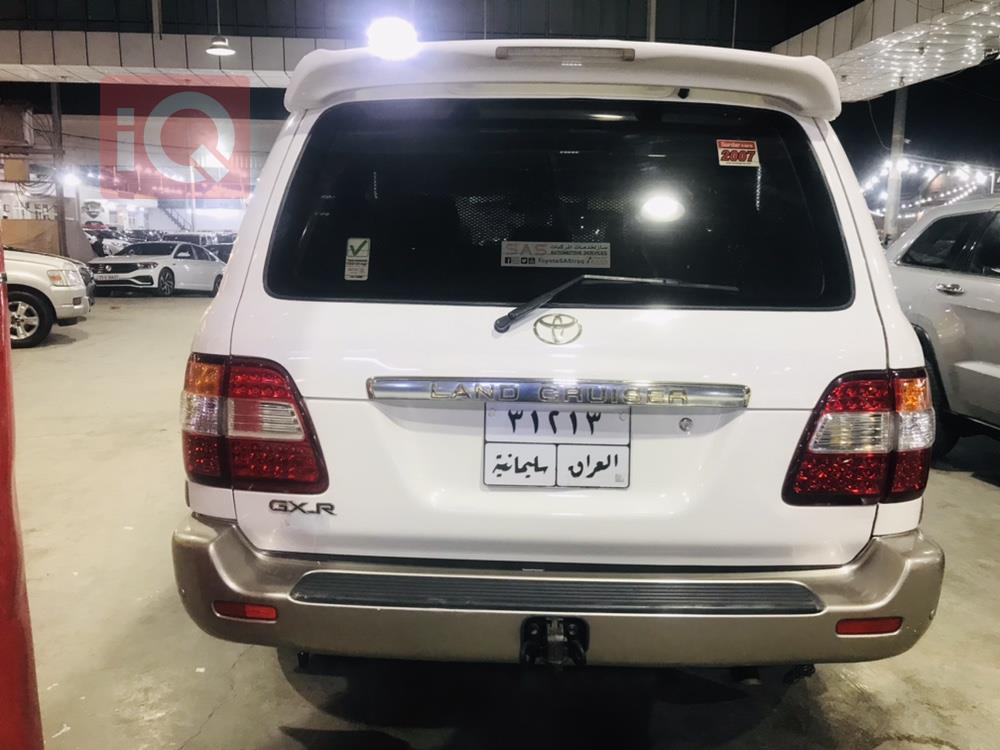 تويوتا لاندكروزر